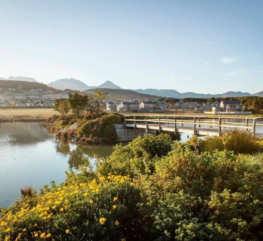 2 Bedroom Property for Sale in Somerset Lakes Western Cape